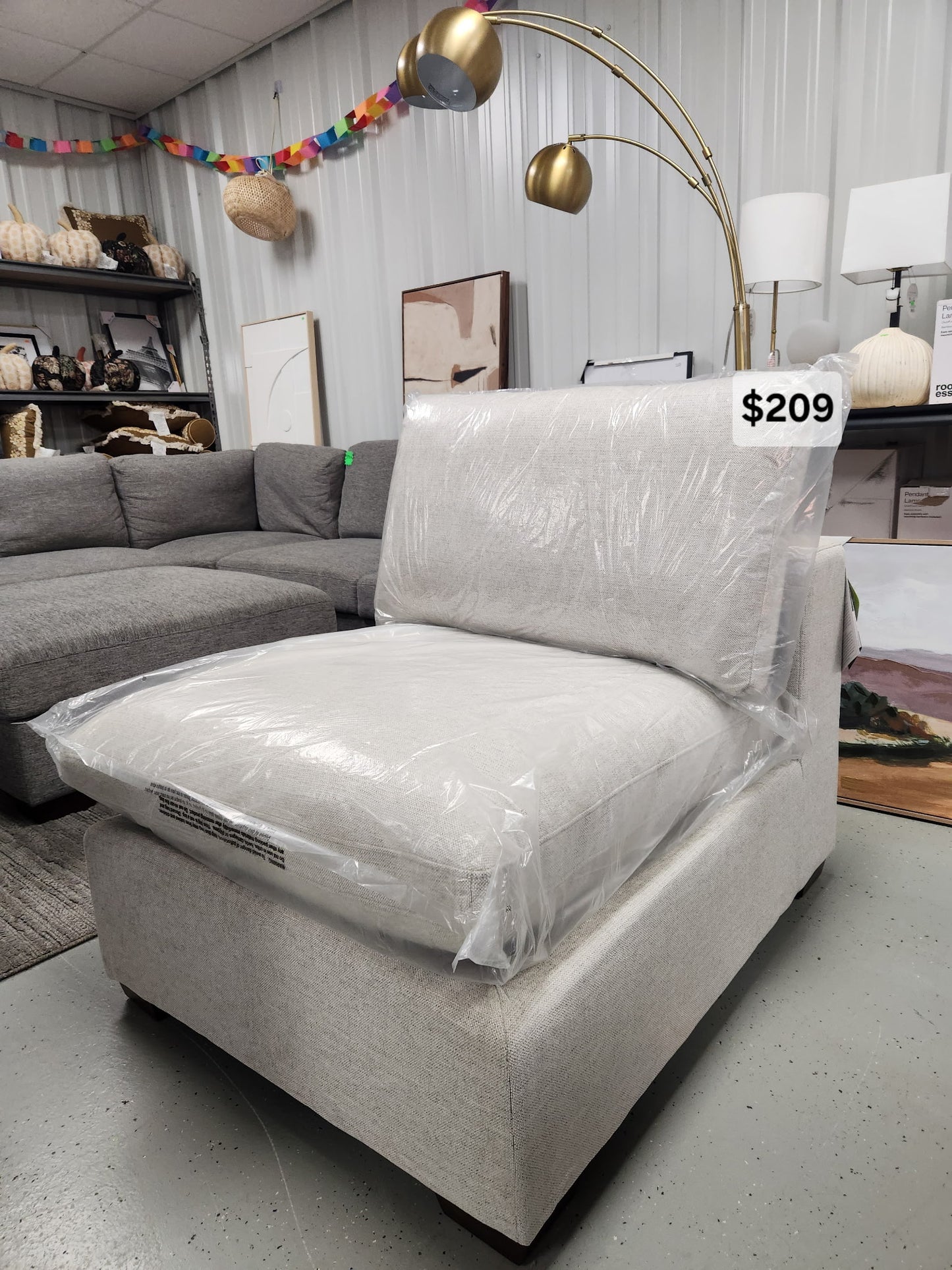 Thomasville Lowell Armless Chair