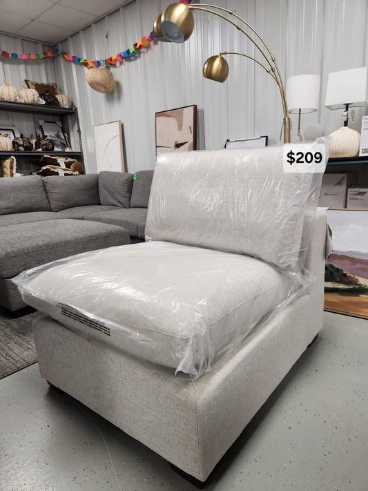Thomasville Lowell Armless Chair